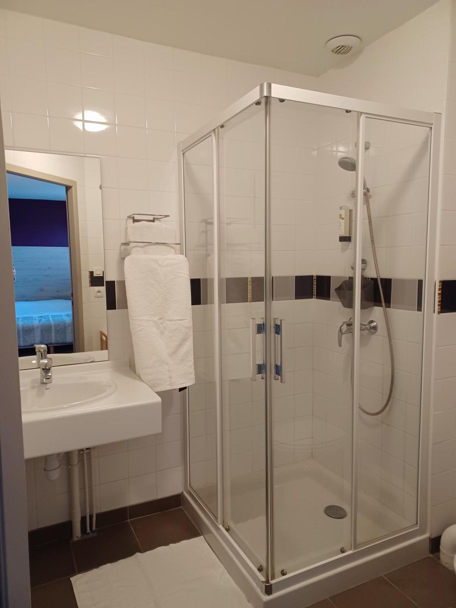 Auberge La Peniche Pierrefitte-sur-Loire Esterno foto